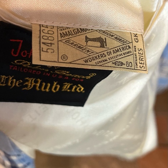 Vintage John Weitz blazer. Shades of blue plaids. 44 Long - Picture 4 of 7